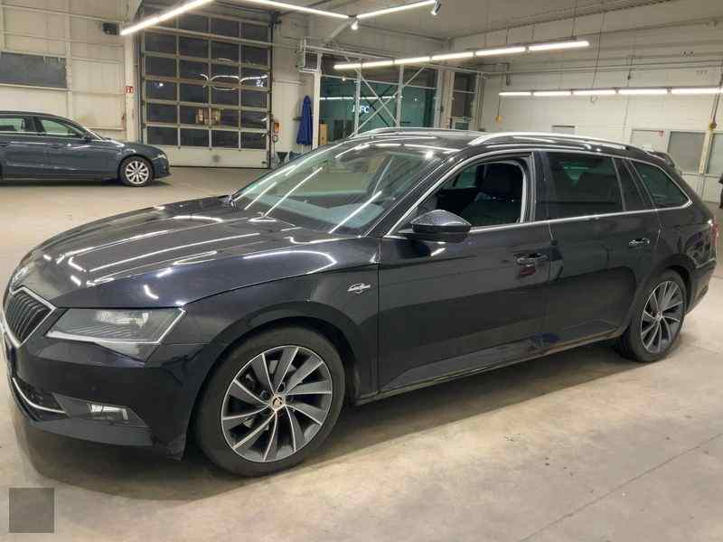 Slika vozila &Scaron;KODA Superb