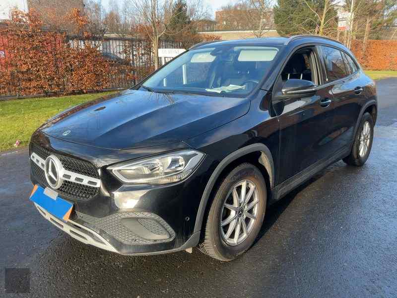 Slika vozila MERCEDES-BENZ GLA-Class