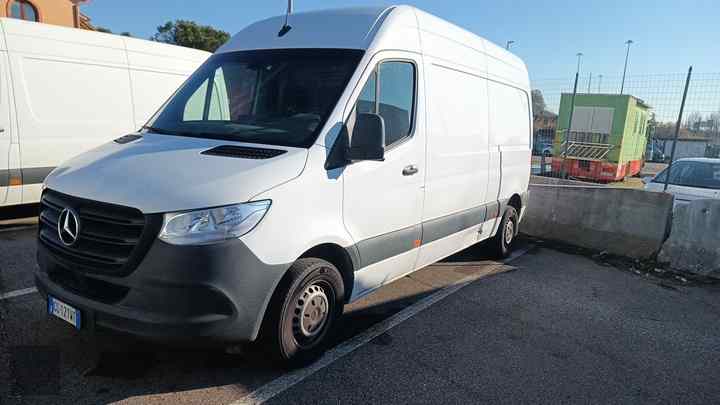 Slika vozila MERCEDES-BENZ T-Class