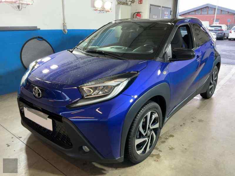 Slika vozila TOYOTA Aygo X