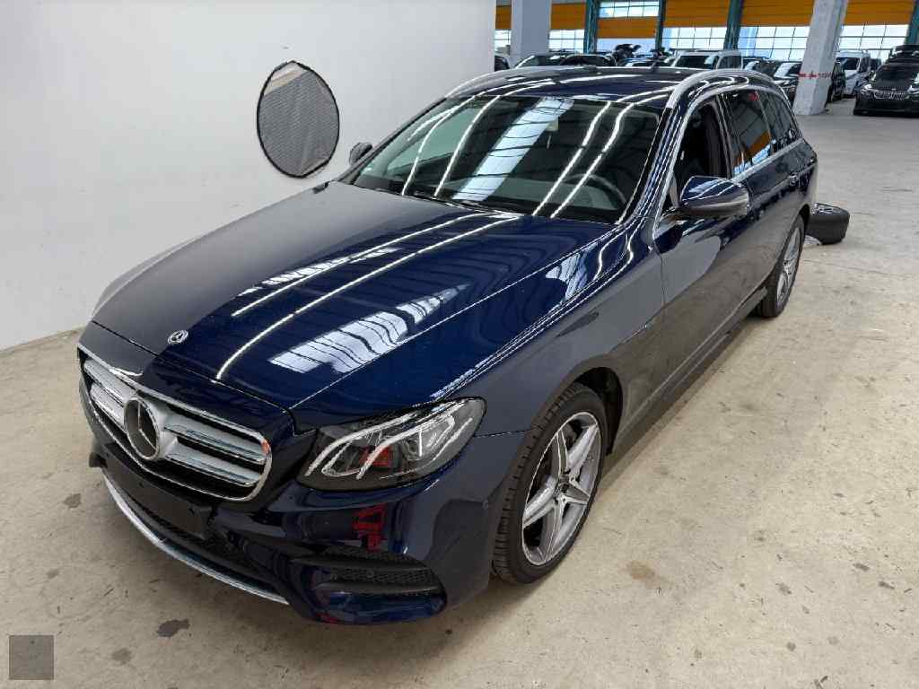 Slika vozila MERCEDES-BENZ E-Class