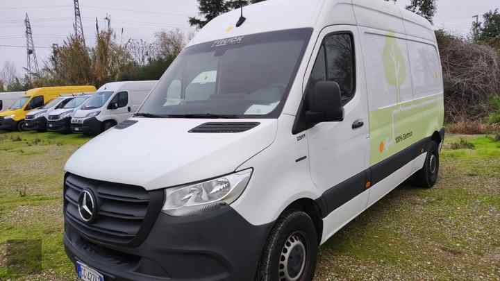 Slika vozila MERCEDES-BENZ T-Class