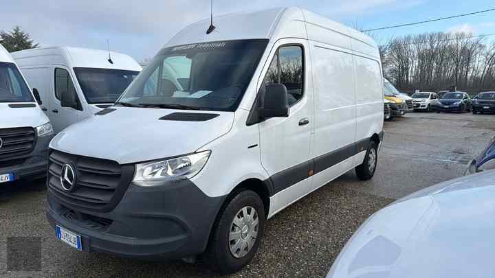 Slika vozila MERCEDES-BENZ T-Class