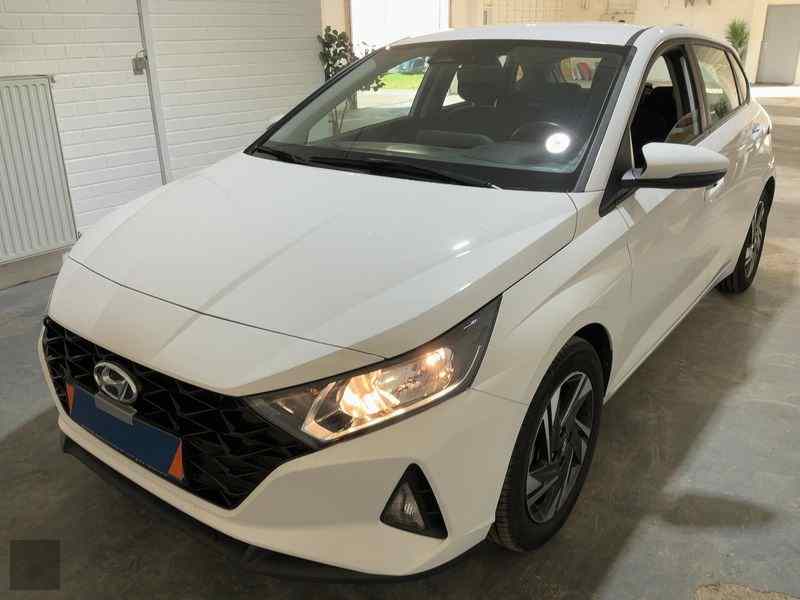 Slika vozila HYUNDAI i20