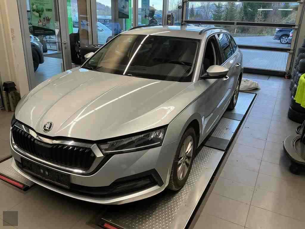 Slika vozila &Scaron;KODA Octavia