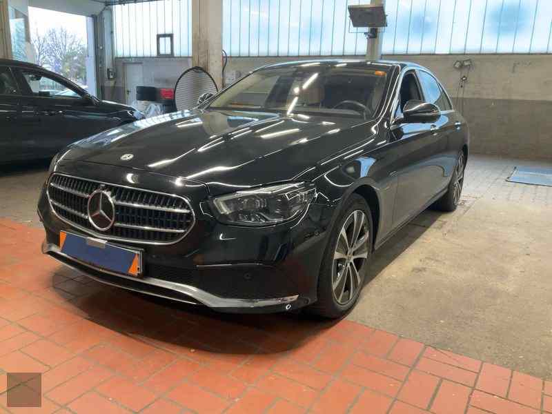 Slika vozila MERCEDES-BENZ E-Class