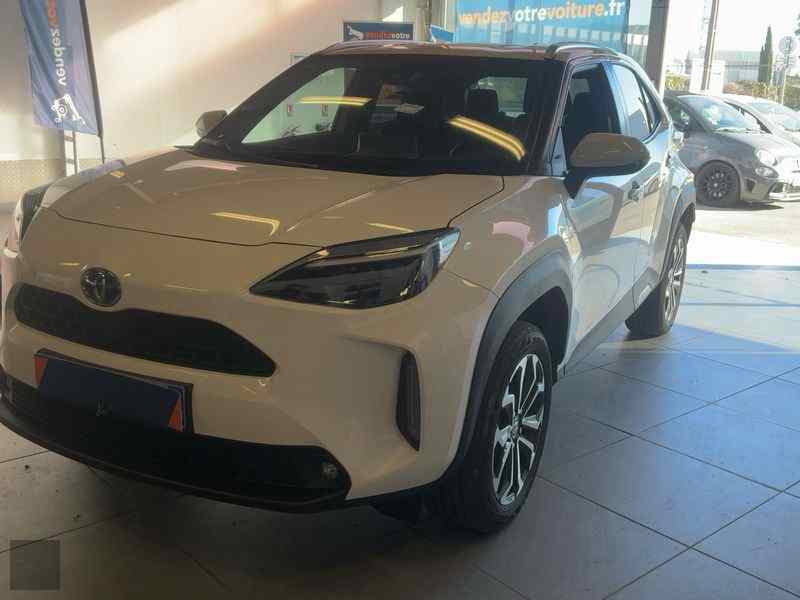 Slika vozila TOYOTA Yaris Cross