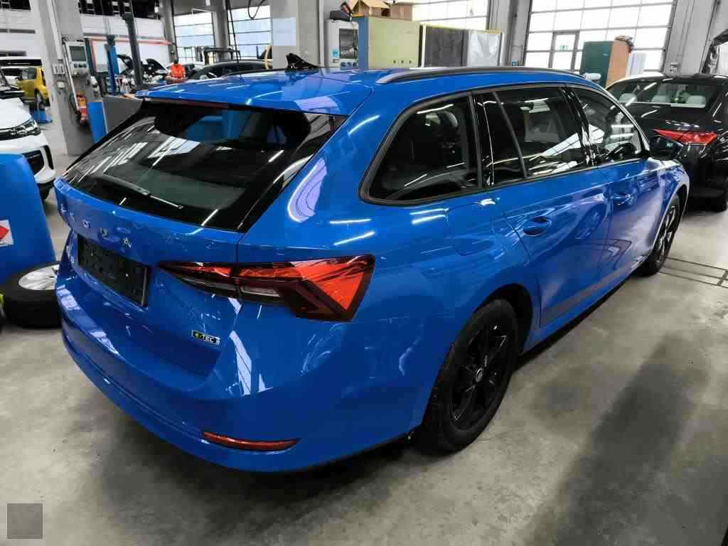 Slika vozila &Scaron;KODA Octavia