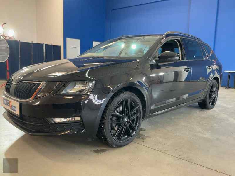 Car image &Scaron;KODA Octavia