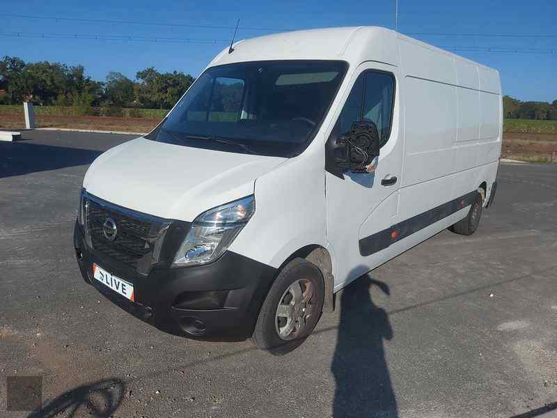 Car image NISSAN NV400