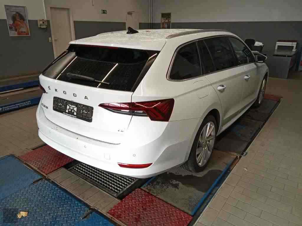 Slika vozila &Scaron;KODA Octavia