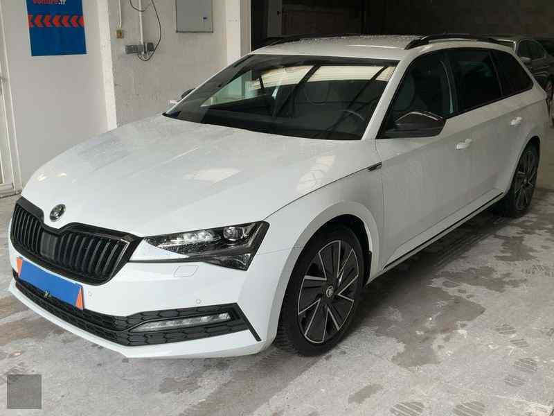 Slika vozila &Scaron;KODA Superb