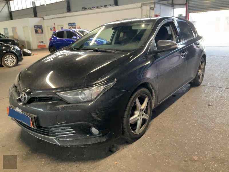 Slika vozila TOYOTA Auris