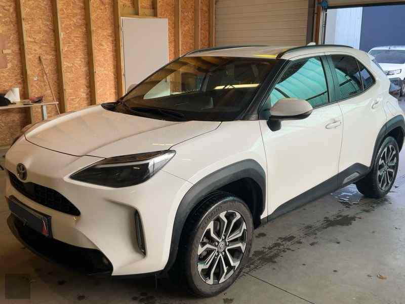 Slika vozila TOYOTA Yaris Cross