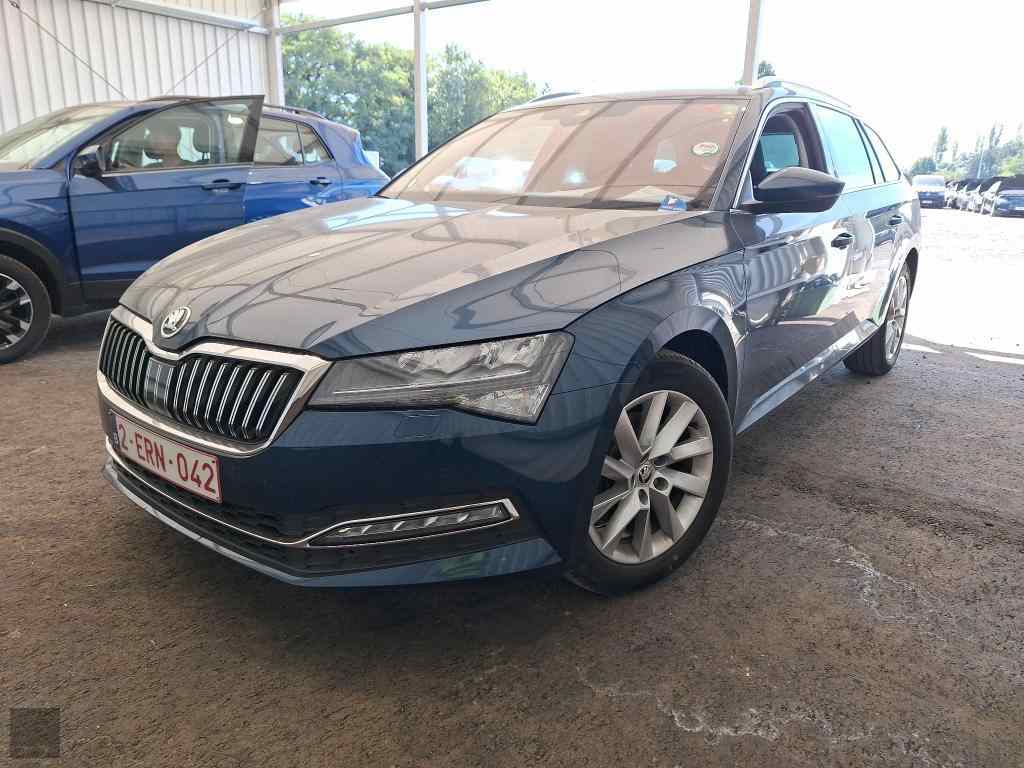 Slika vozila &Scaron;KODA Superb