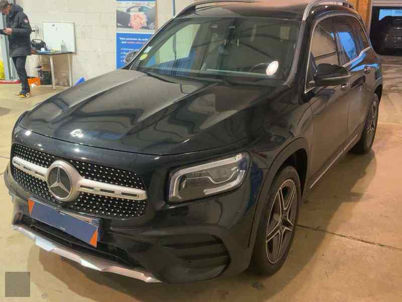 Slika vozila MERCEDES-BENZ GLB-Class