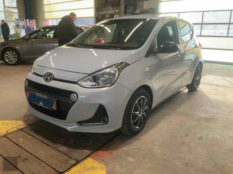 Slika vozila HYUNDAI i10