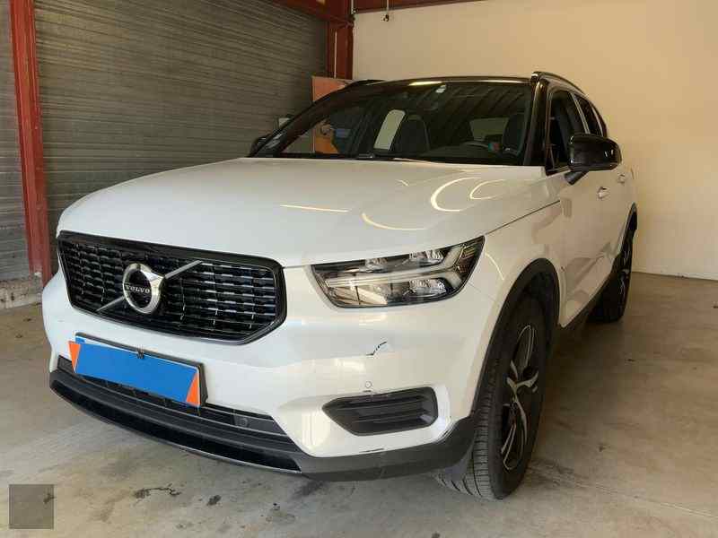 Slika vozila VOLVO C40