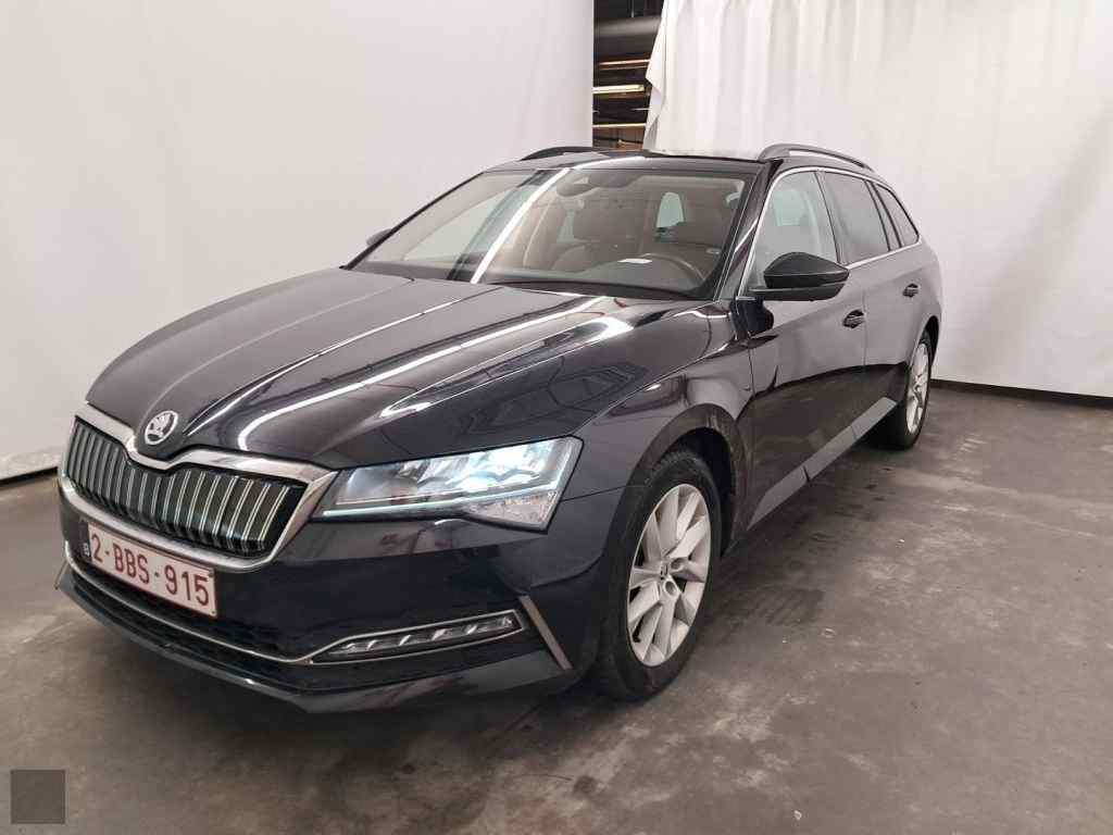 Slika vozila &Scaron;KODA Superb