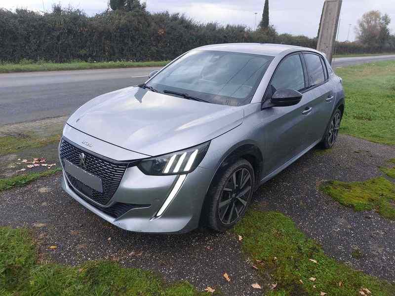 Slika vozila PEUGEOT 208