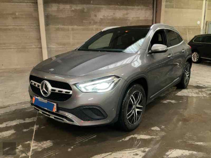 Slika vozila MERCEDES-BENZ GLA-Class