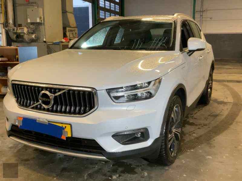 Slika vozila VOLVO C40