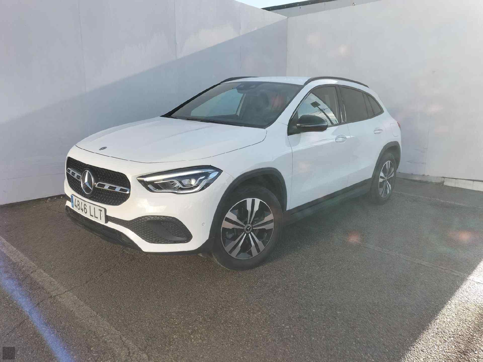 Slika vozila MERCEDES-BENZ GLA-Class