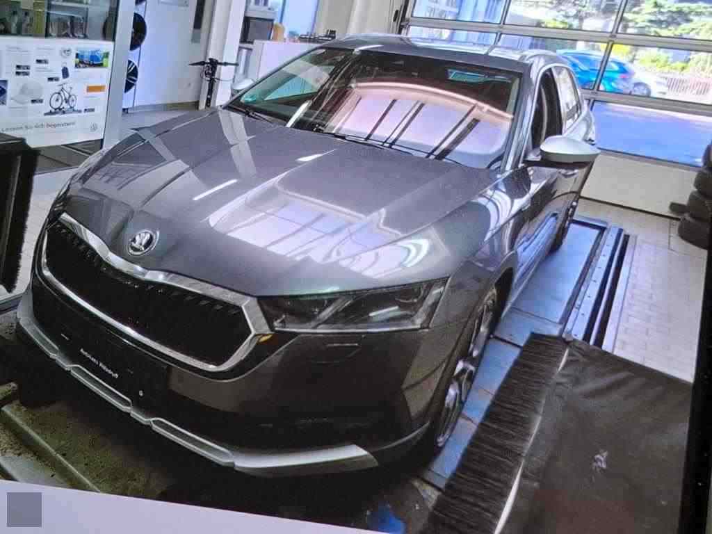 Slika vozila &Scaron;KODA Octavia