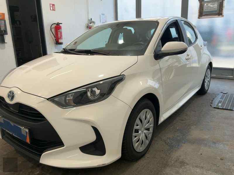 Slika vozila TOYOTA Yaris