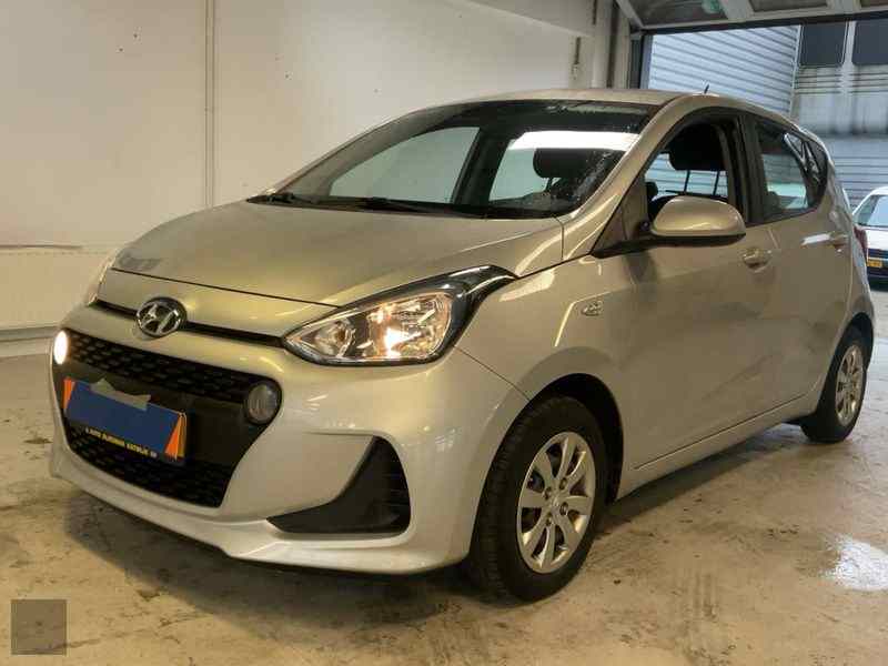Slika vozila HYUNDAI i10