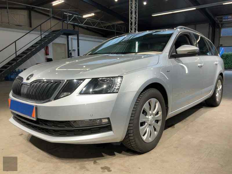 Slika vozila &Scaron;KODA Octavia