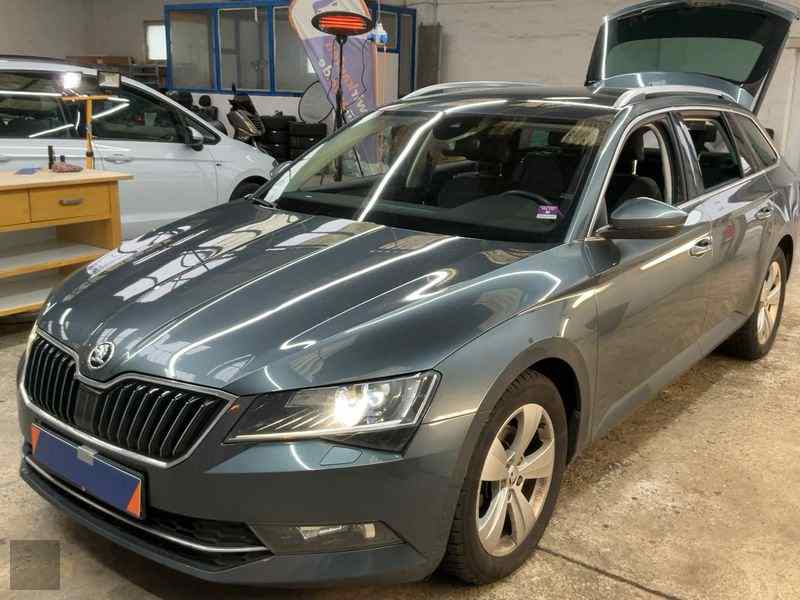 Slika vozila &Scaron;KODA Superb