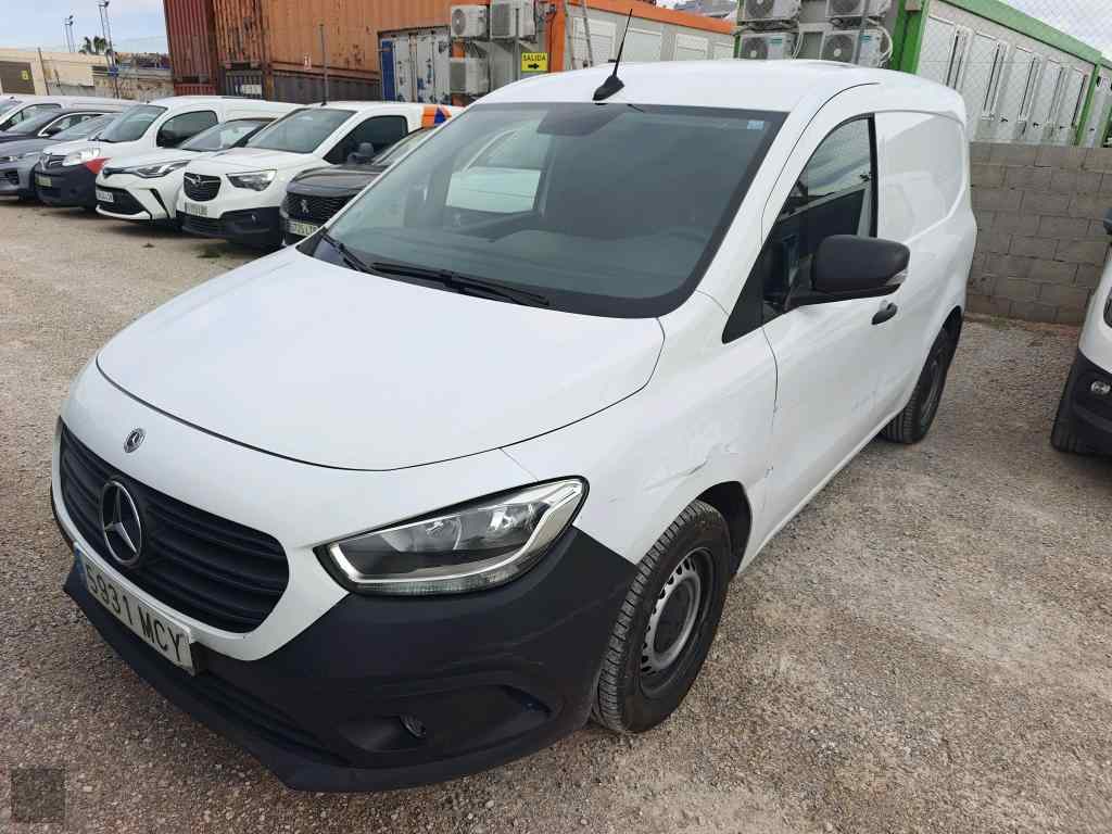 Slika vozila MERCEDES-BENZ T-Class