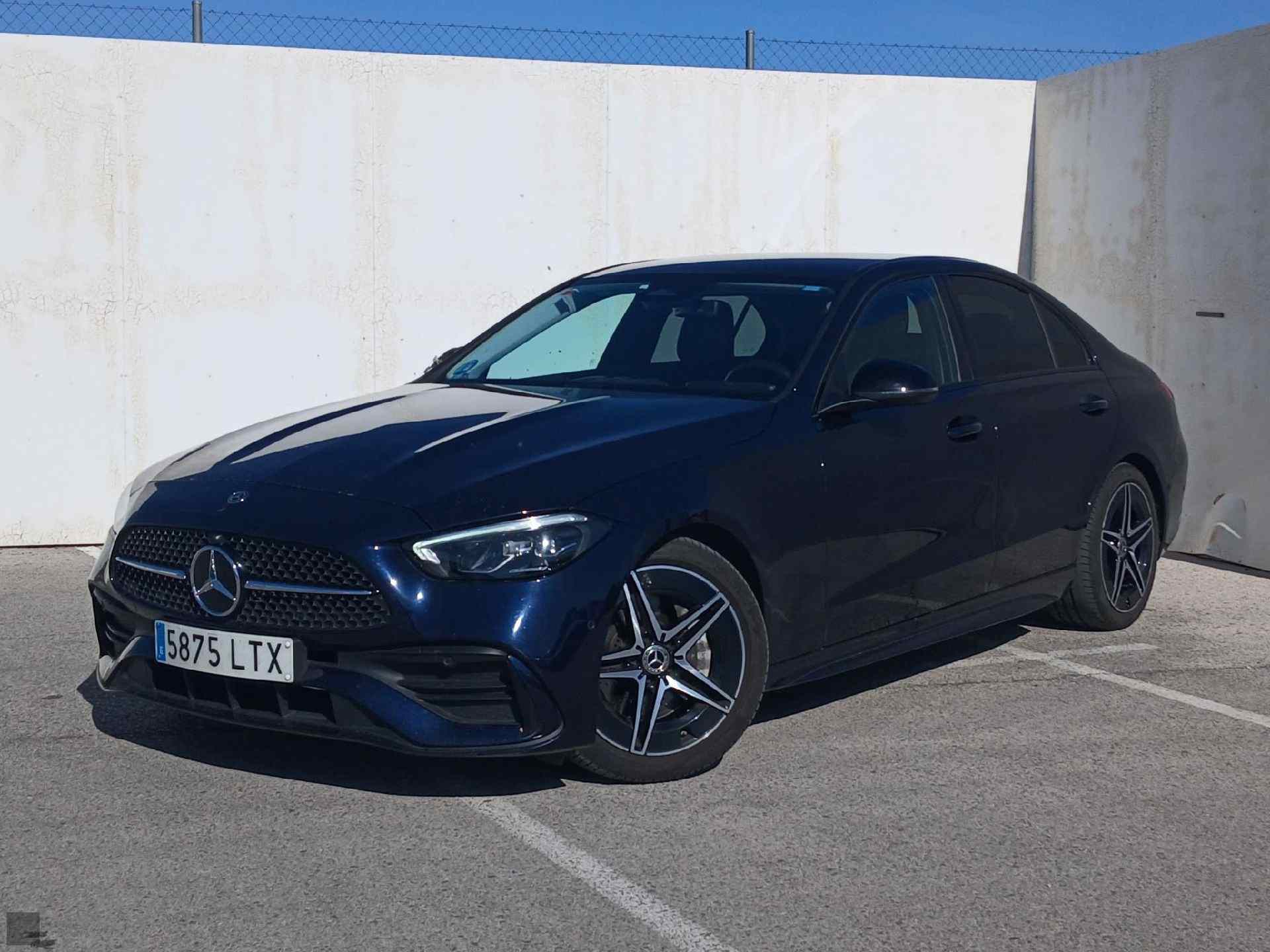 Slika vozila MERCEDES-BENZ C-Class