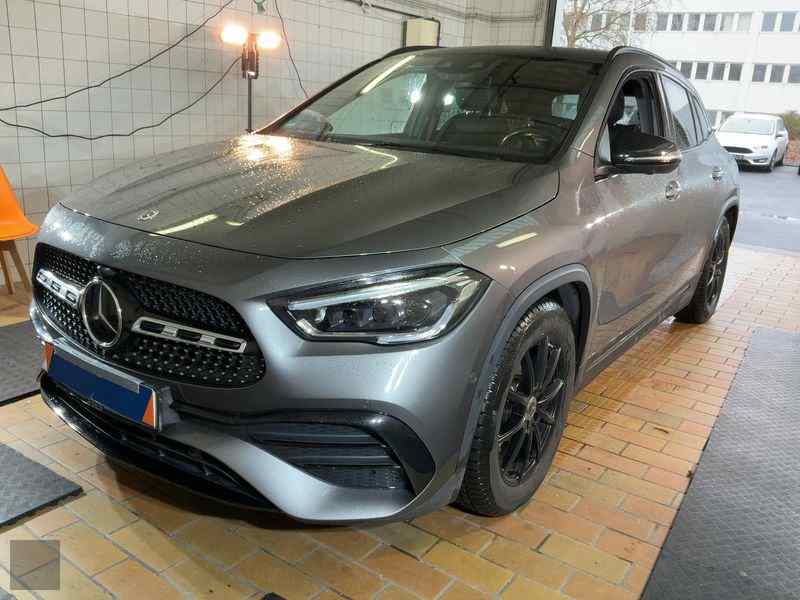 Slika vozila MERCEDES-BENZ GLA-Class