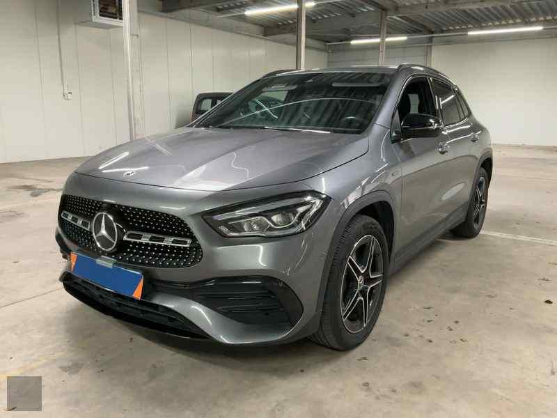 Slika vozila MERCEDES-BENZ GLA-Class