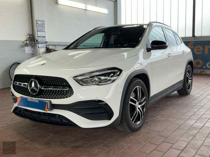 Slika vozila MERCEDES-BENZ GLA-Class