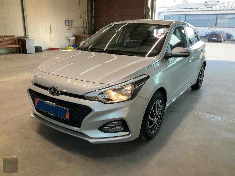 Slika vozila HYUNDAI i20