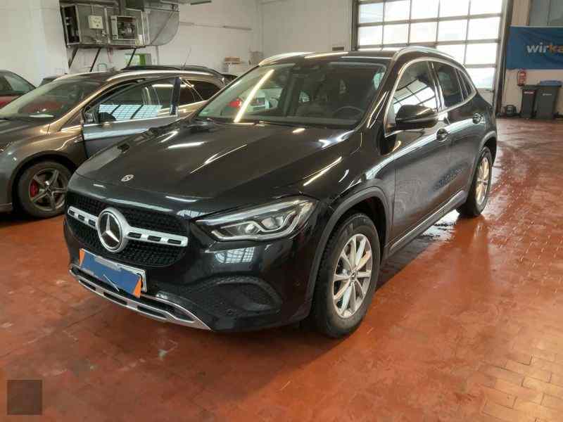 Slika vozila MERCEDES-BENZ GLA-Class
