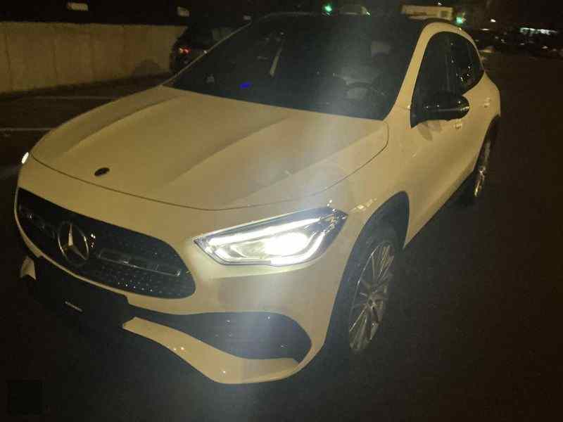 Slika vozila MERCEDES-BENZ GLA-Class