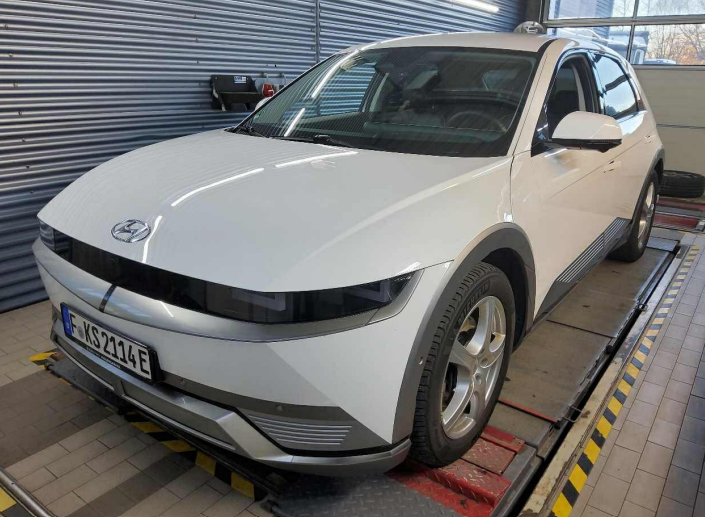 Slika vozila HYUNDAI IONIQ