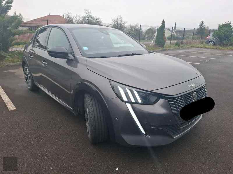 Slika vozila PEUGEOT 208