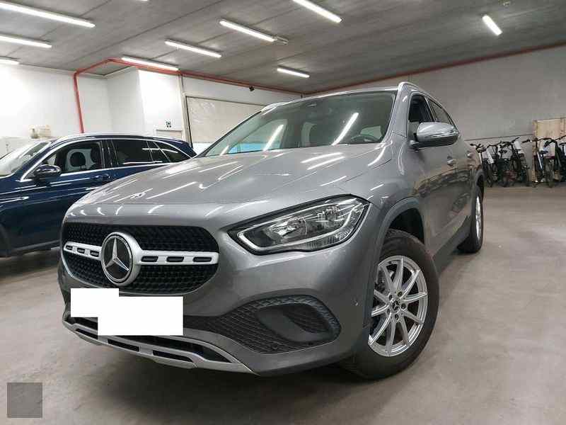 Slika vozila MERCEDES-BENZ GLA-Class