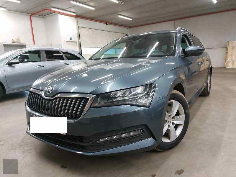 Slika vozila &Scaron;KODA Superb