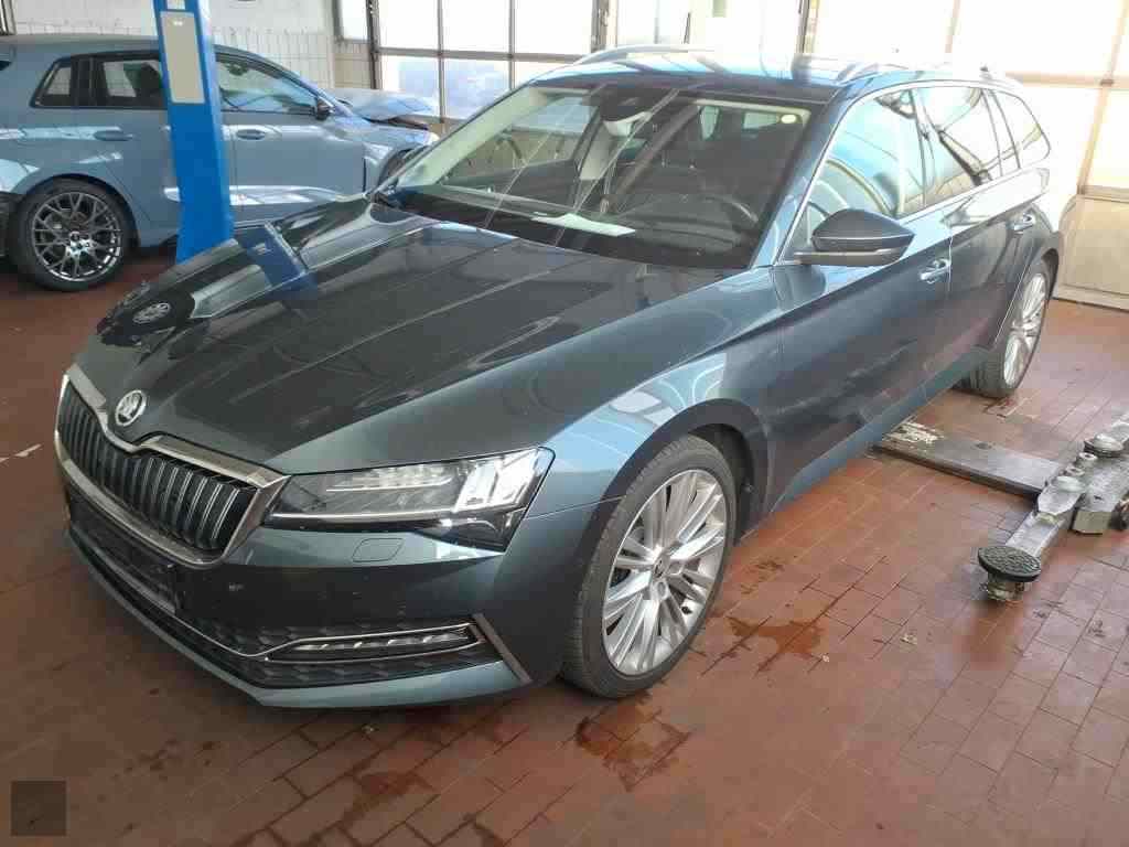 Slika vozila &Scaron;KODA Superb