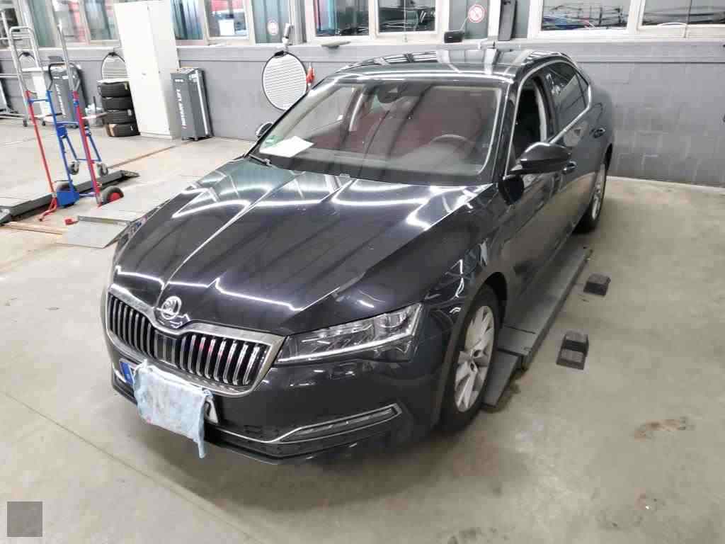 Slika vozila &Scaron;KODA Superb