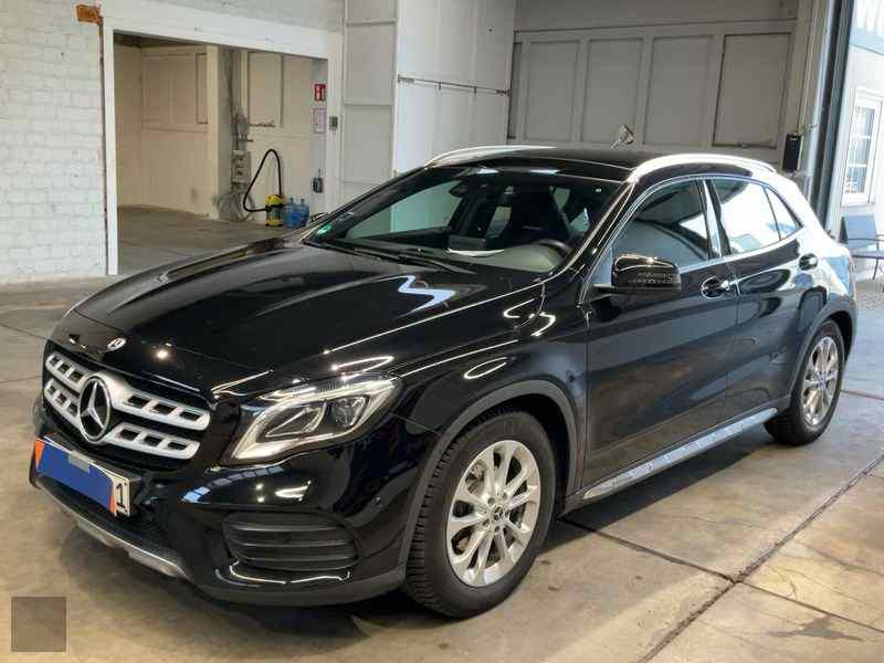 Slika vozila MERCEDES-BENZ GLA-Class
