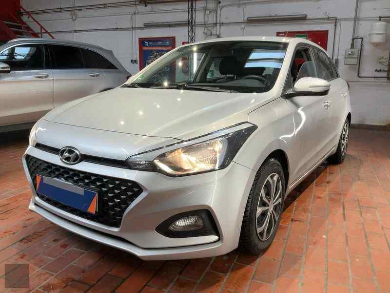 Slika vozila HYUNDAI i20