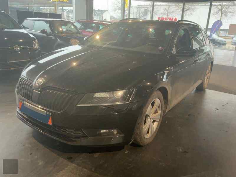 Slika vozila &Scaron;KODA Superb