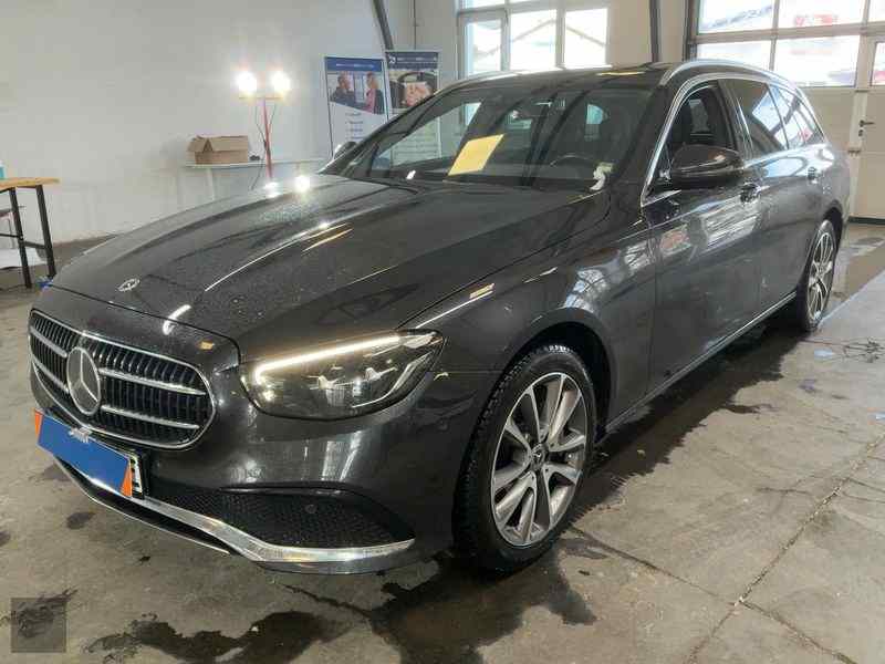 Slika vozila MERCEDES-BENZ E-Class